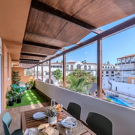 Lägenhet Apartamento Cholas By The Beach