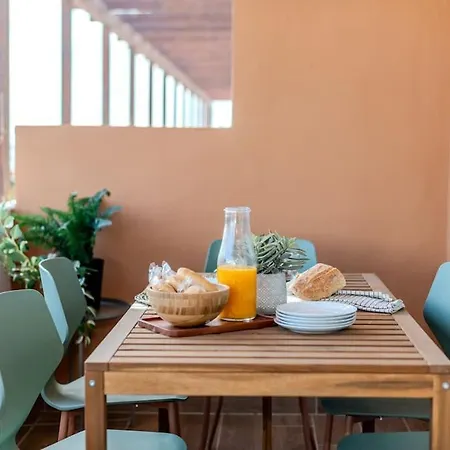 Apartamento Cholas By The Beach Lägenhet